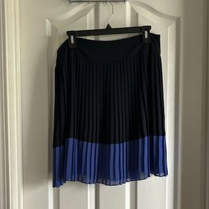 LOFT Navy Blue Colorblock Mini Skirt Size 10